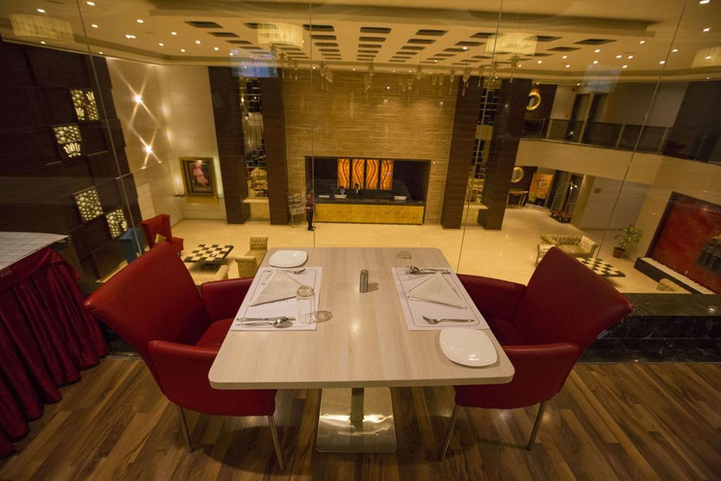 Anjushree Otel Ujjain Dış mekan fotoğraf